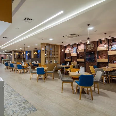 - Lara By Ihg Otel Antalya